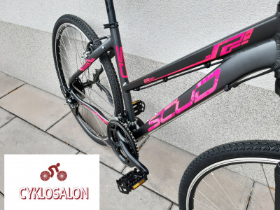 Dámské krosové jízdní kolo SCUD 28 SD AL (náboje Shimano LX) 2023 černá-růžová