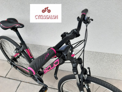 Dámské krosové jízdní kolo SCUD 28 SD AL (náboje Shimano LX) 2023 černá-růžová